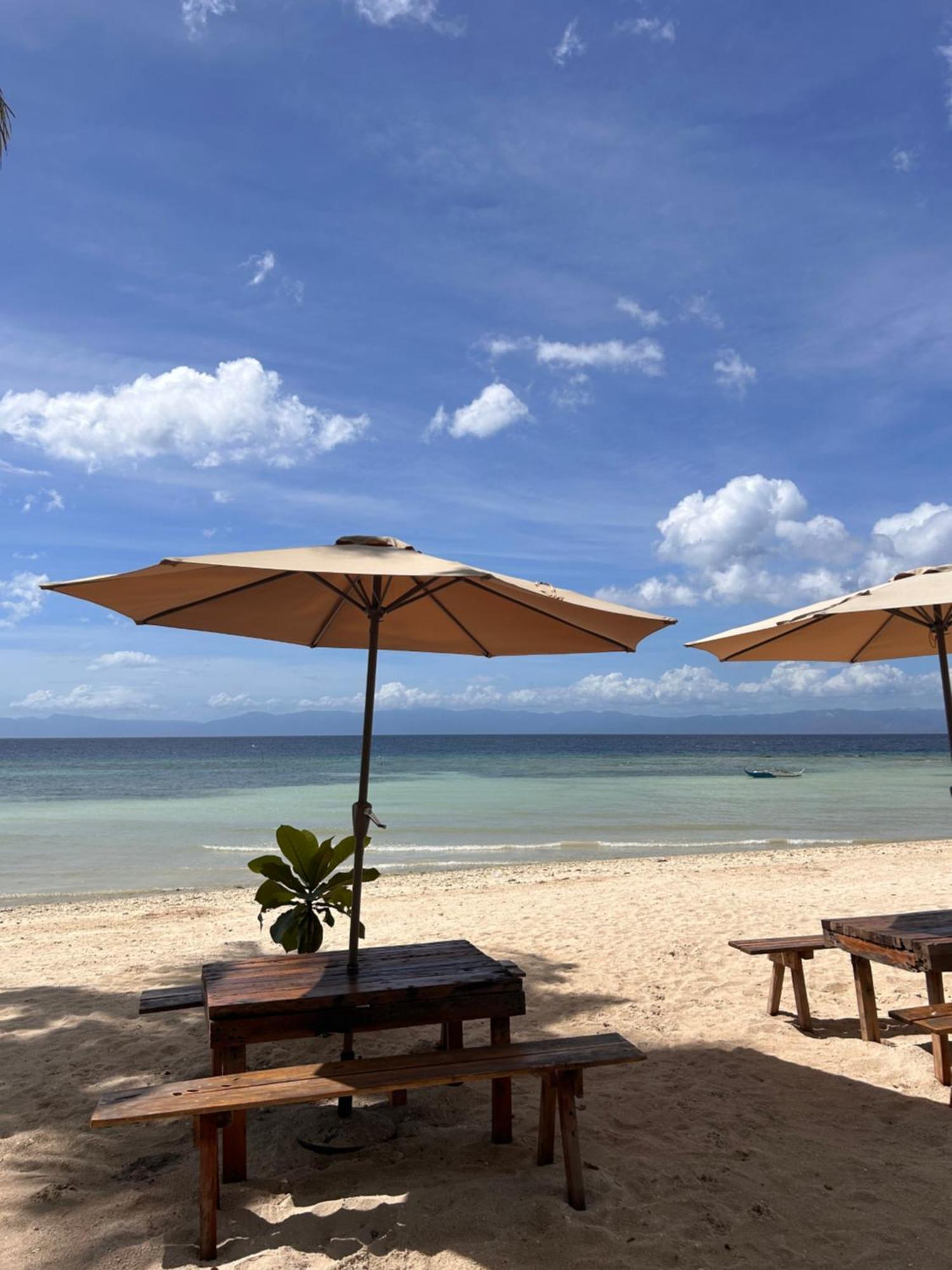 Marika Resort Badian Exterior photo